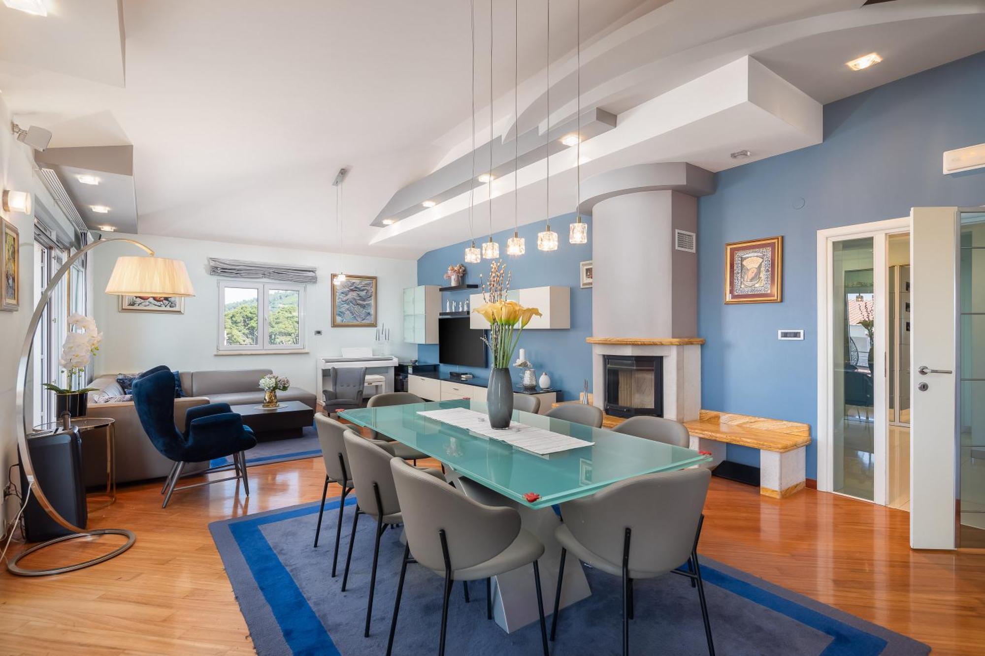 Brkic Apartments With Private Parking Makarska Buitenkant foto
